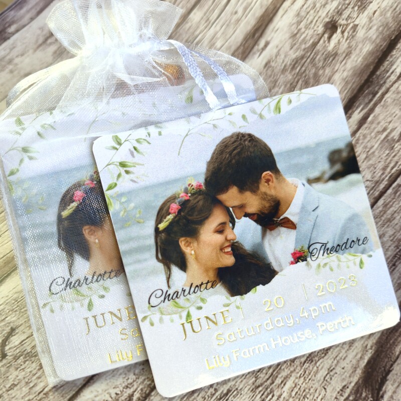 9.5cm x 9.5 cm Magnets